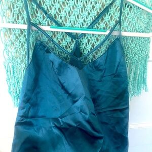 Ekouaer Silk Tank Top  V Neck Satin Camisole Silky Sleeveless Tank Cami Shirt S